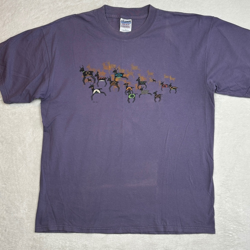 Gildan Activewear Heavy‎ Cotton Mens XL Deer Run Native American Aztec T Shirt
